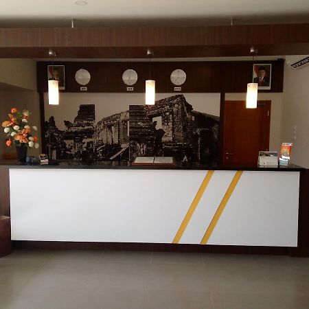 سيرانغ Hotel Wisata Baru المظهر الخارجي الصورة