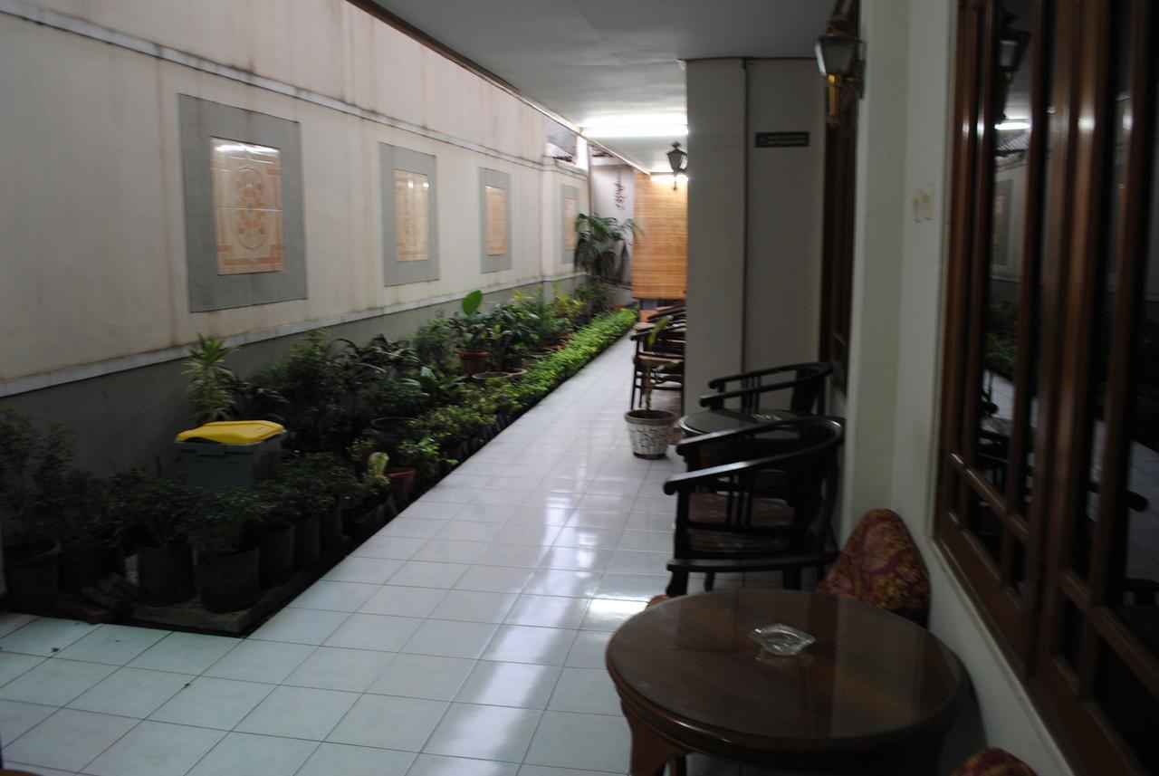 سيرانغ Hotel Wisata Baru المظهر الخارجي الصورة