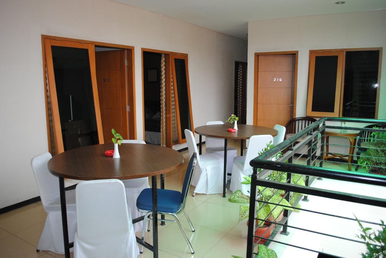 سيرانغ Hotel Wisata Baru المظهر الخارجي الصورة